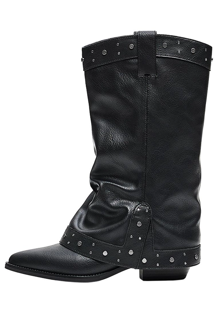 Cowboy trouser boots