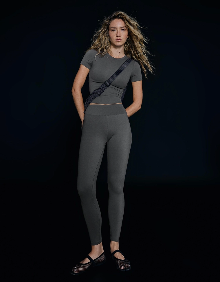Леггинсы из технического дышащего материала breathable & quick-dry