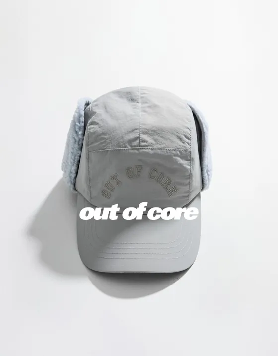 Кепка с наушниками из искусственной овчины OUT OF CORE