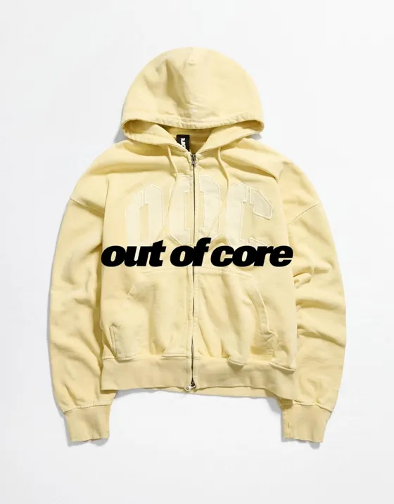 Толстовка: капюшон, нашивка OUT OF CORE