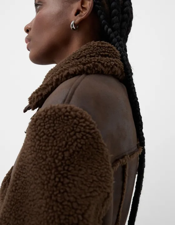 Куртка-дубленка из двусторонней ткани