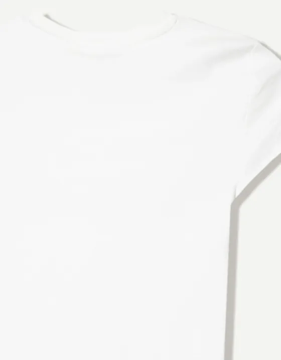 Футболка с круглым вырезом и короткими рукавами