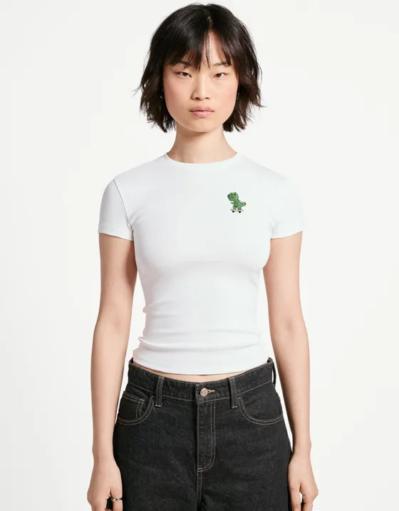 Футболка с круглым вырезом и короткими рукавами