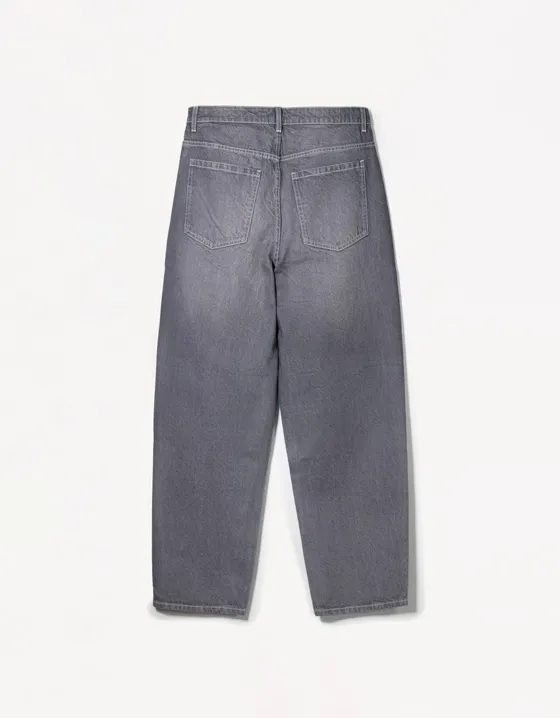 Джинсы-бананы