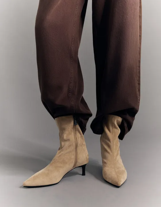 Ботильоны на среднем тонком каблуке