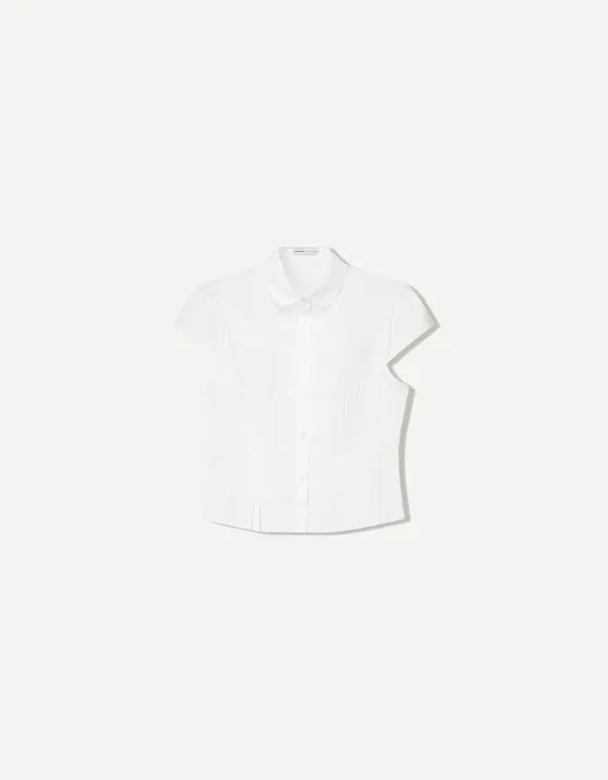 Short sleeve shirt with Peter pan collar