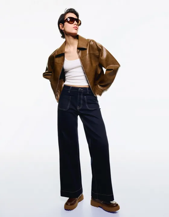 Seamless wide-leg jeans