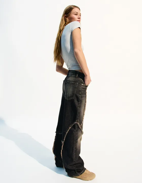 Baggy jeans with fringing