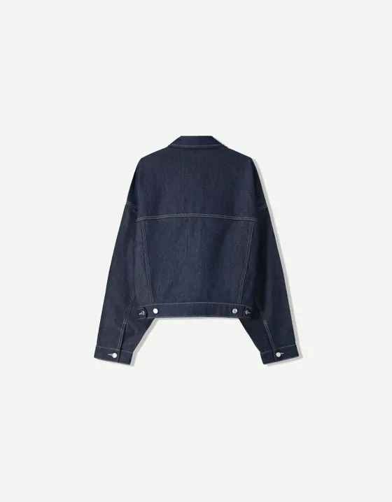 Джинсовая куртка