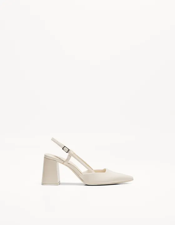 Block heel slingback shoes