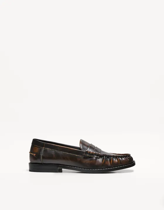 Loafers with gathered detail
