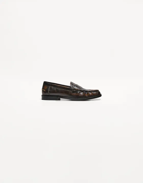 Loafers with gathered detail