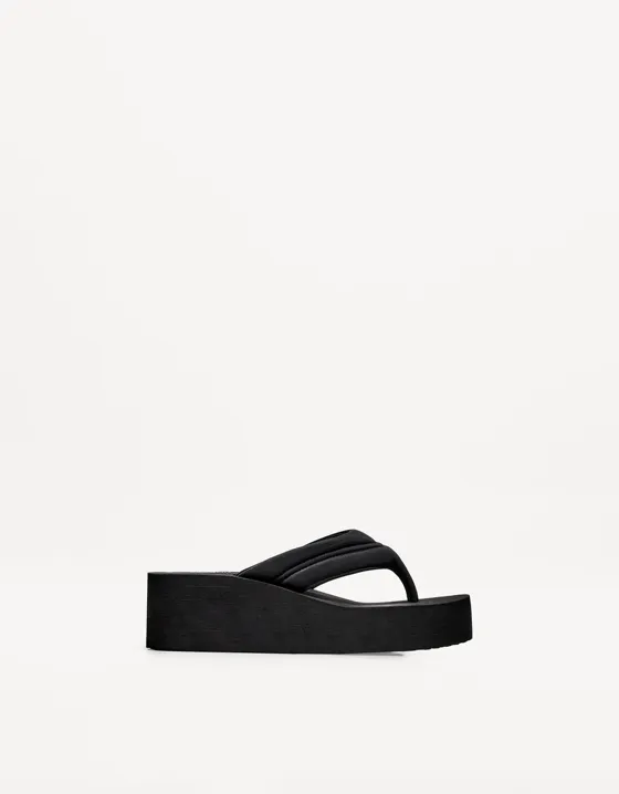Quilted platform sandals