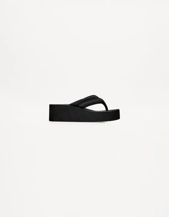 Quilted platform sandals