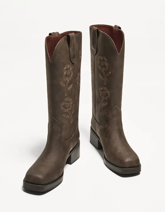 Embroidered flat cowboy boots
