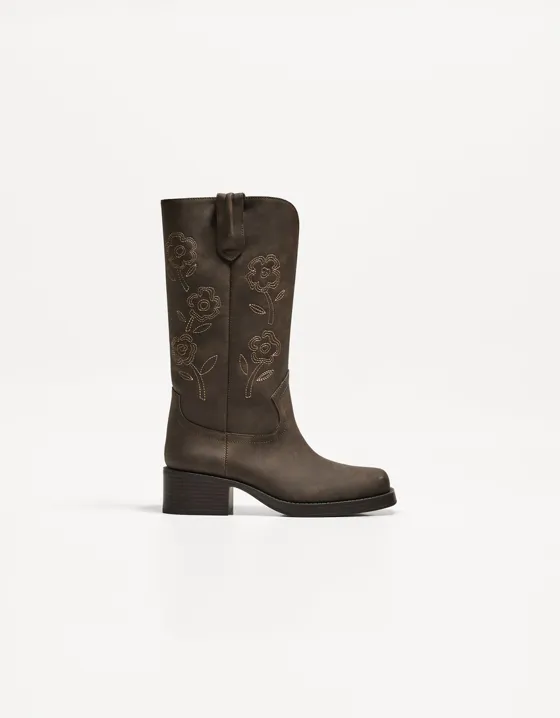 Embroidered flat cowboy boots