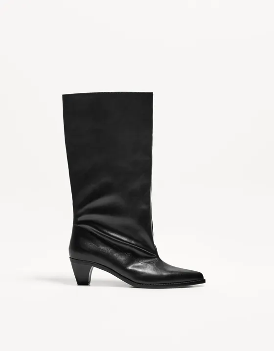 Wide-leg high-heel boots