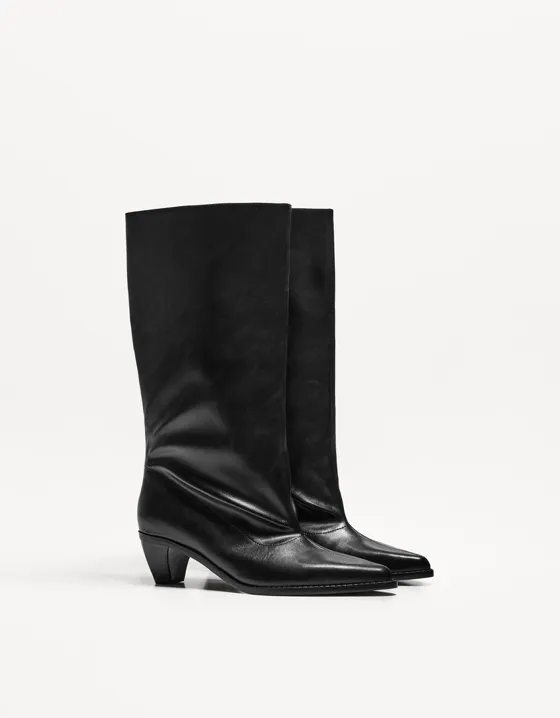 Wide-leg high-heel boots