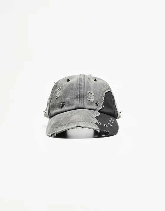 Piercing & eyelets cap