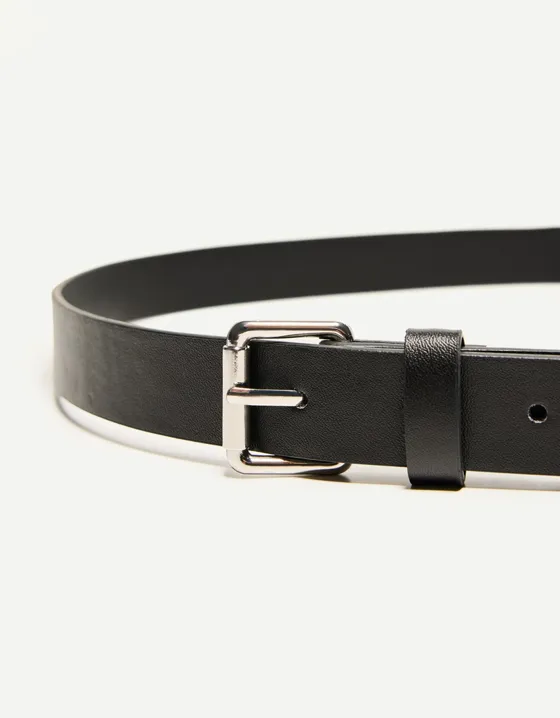 Thin faux leather belt