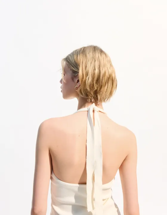 Платье мини халтер с кольцом