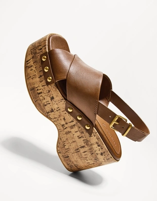 Босоножки на высокой танкетке и платформе- Заказать в России