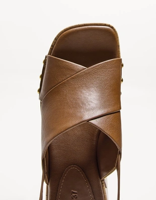 Босоножки на высокой танкетке и платформе- Заказать в России