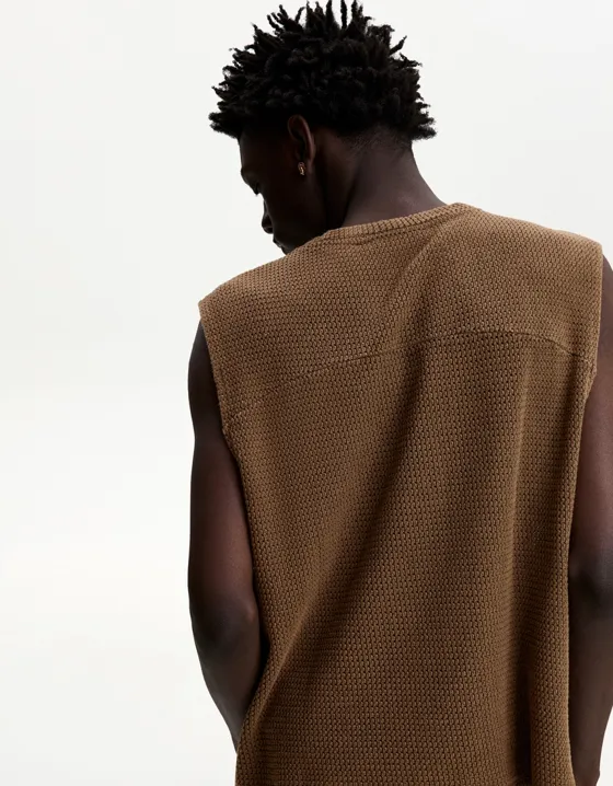 Футболка свободного кроя без рукавов