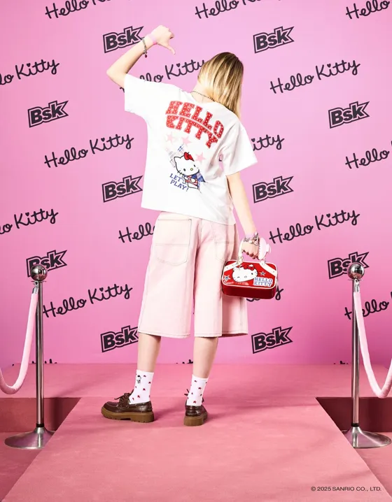 Футболка с короткими рукавами и принтом Hello Kitty