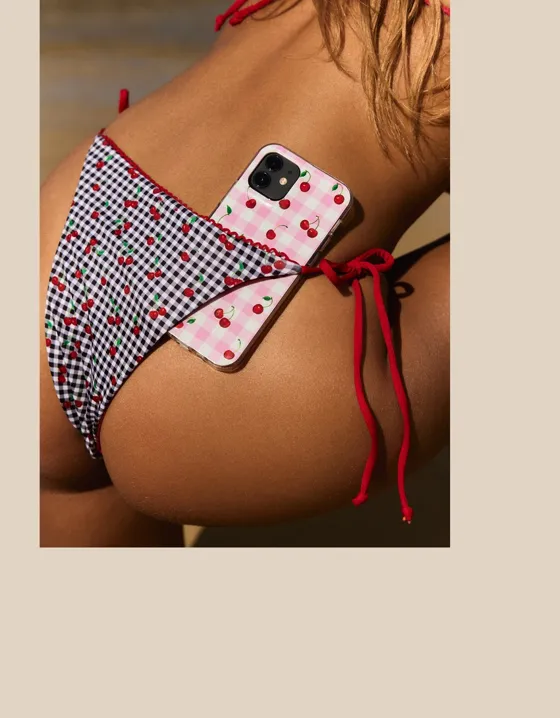 Чехол для iPhone в клетку виши с принтом «Вишни»