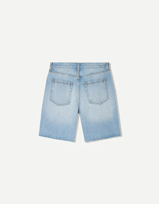 Джинсовые шорты с блестящей отделкой