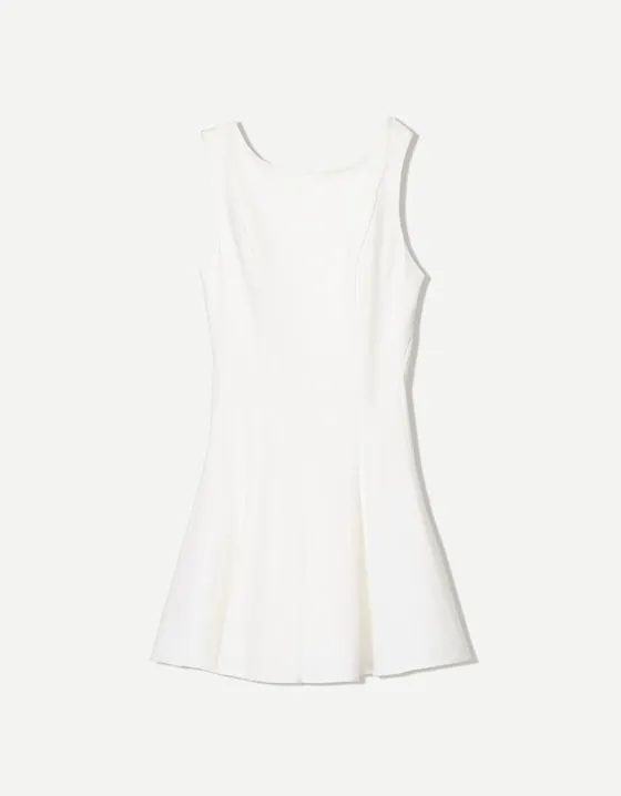 Платье мини из эластичной ткани с расклешенной юбкой