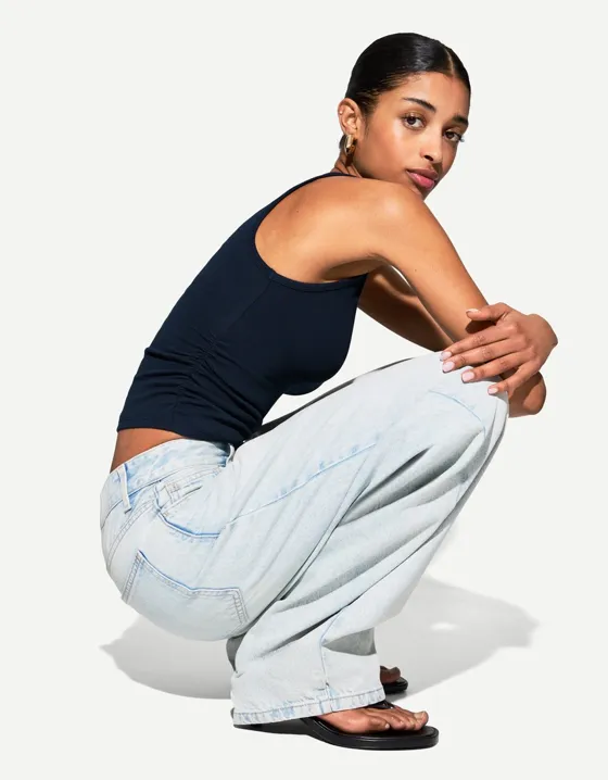 Топ-майка со сборкой