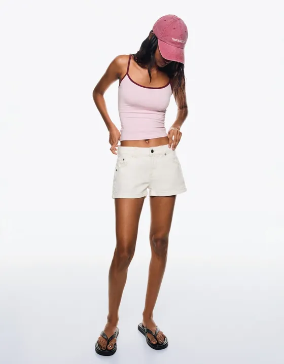 Топ на бретелях