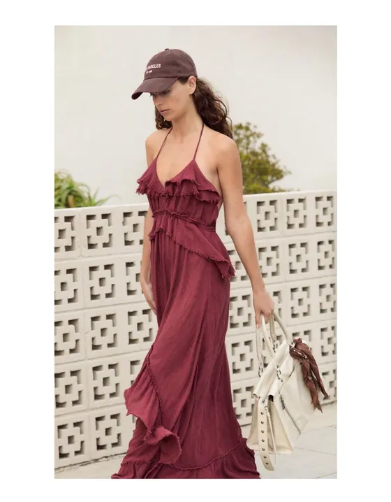 Платье макси из рельефной ткани с воланами