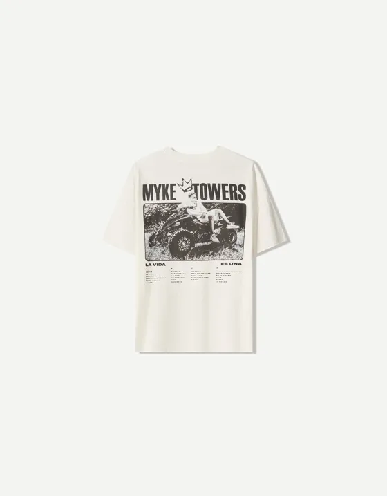 Футболка с принтом Myke Towers