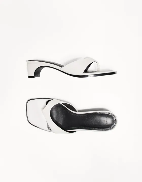 Туфли без задников на каблуке