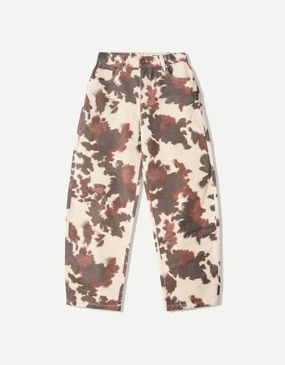 Брюки barrel с анималистическим принтом