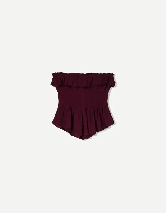 Топ-бандо из рельефной ткани с воланом