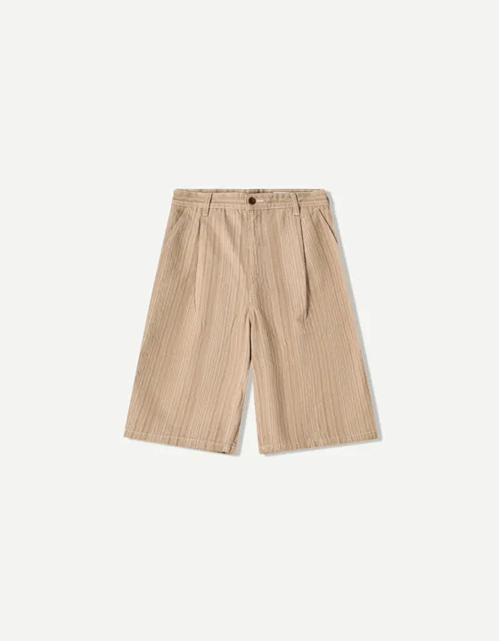 Джинсовые шорты в полоску