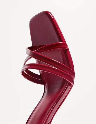 Босоножки с ремешками- Заказать в России