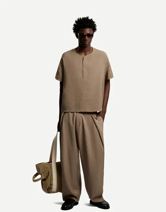 Рубашка оверсайз из струящейся ткани с короткими рукавами