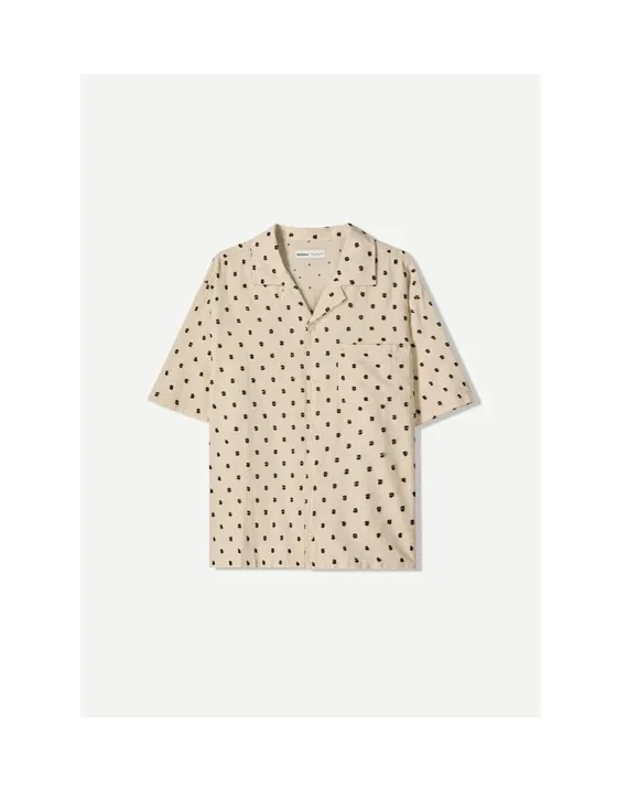 Рубашка с короткими рукавами и вышивкой