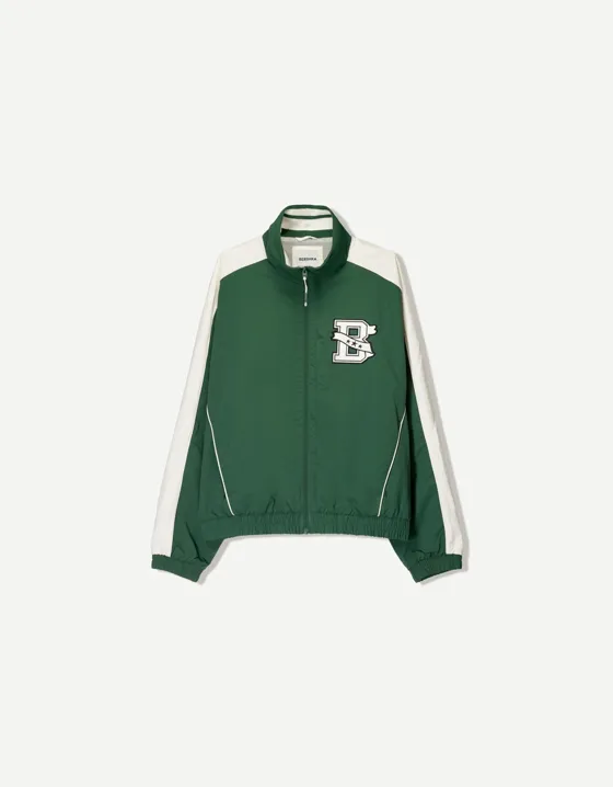 Легкая куртка из высокотехнологичной ткани в рубчик