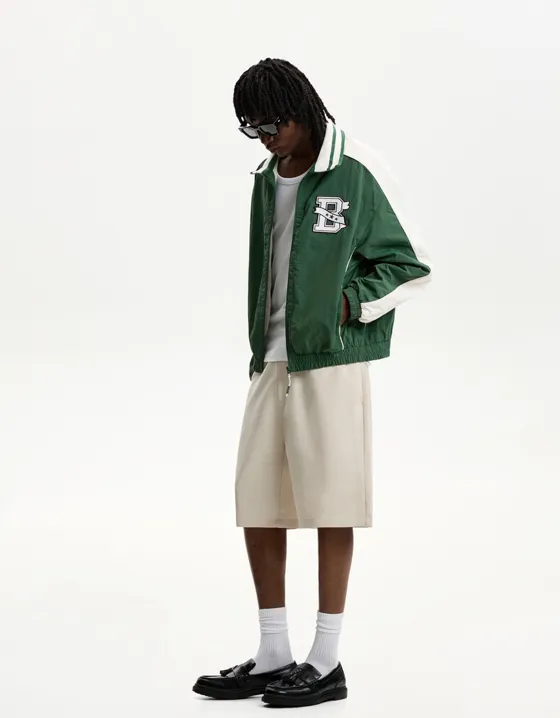 Легкая куртка из высокотехнологичной ткани в рубчик