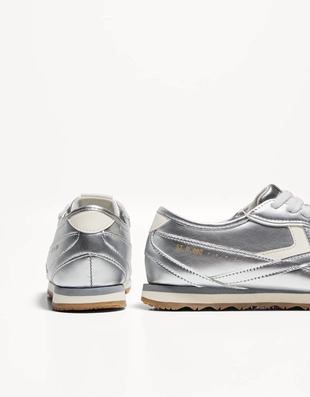 Кроссовки в стиле ретро- Заказать в России