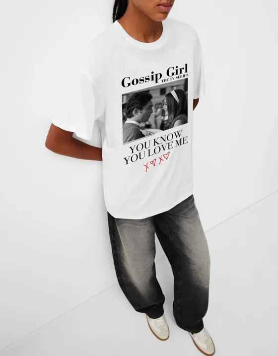 Футболка оверсайз Gossip Girl