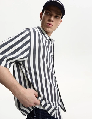 Рубашка свободного кроя с короткими рукавами- Заказать в России