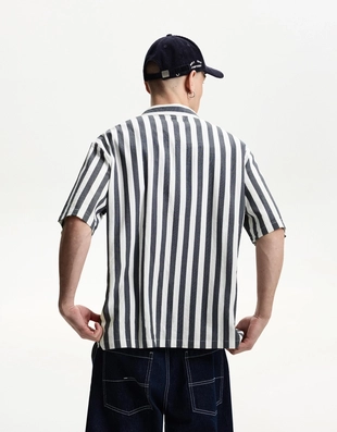 Рубашка свободного кроя с короткими рукавами- Заказать в России