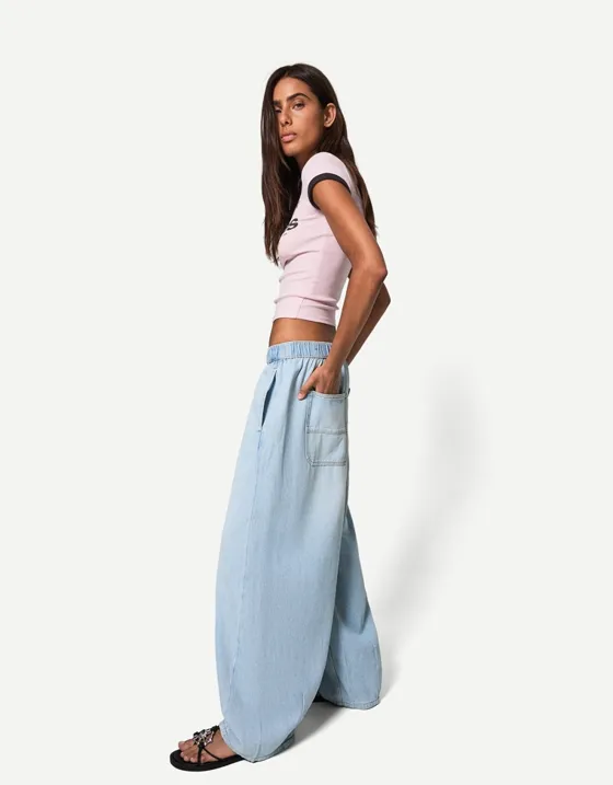 Джинсы barrel с эластичным поясом